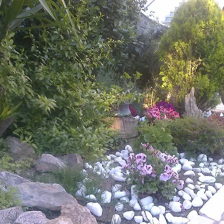 Belmar Self-catered Erétria